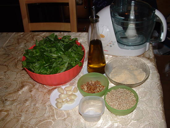 Ingredienti per Pesto alla Genovese