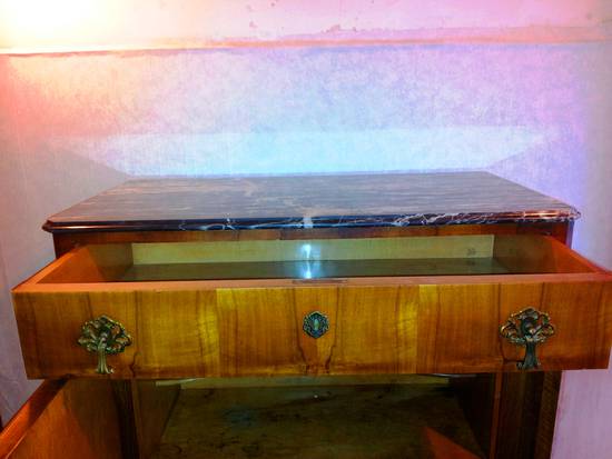 Secretaire antico in legno massello con marmo nero d'africa ... Marmo nero dafrica prezzo
