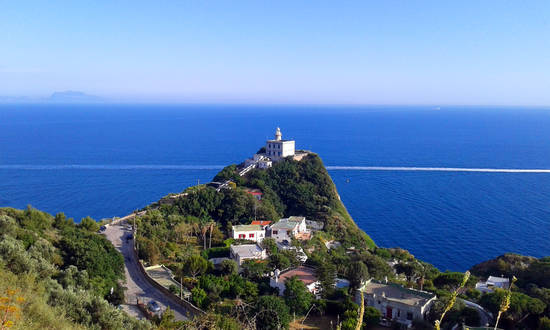 FARO DI CAPOMISENO