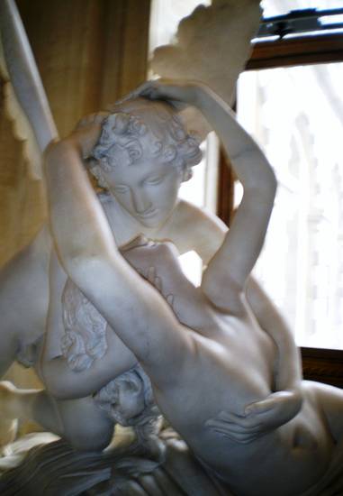 amore e psiche canova. canova amore e psiche.