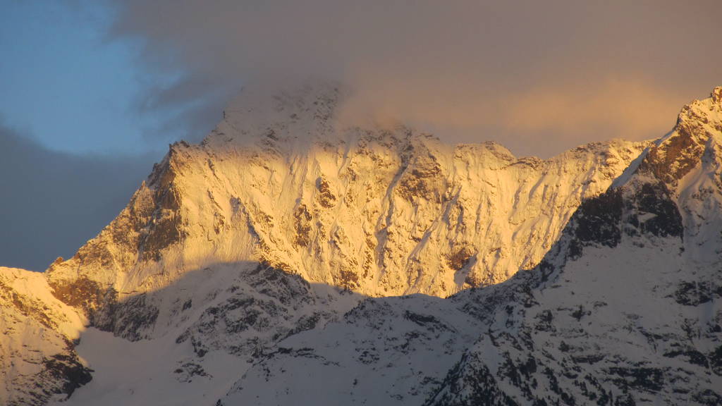 il nostro piccolo Makalu.. Eb64049e41_6143338_lrg