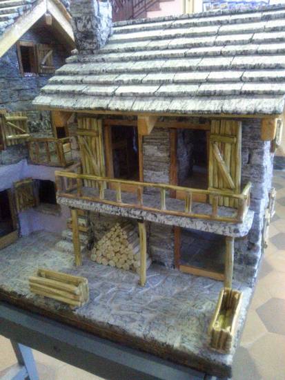Modello di casa in pietra